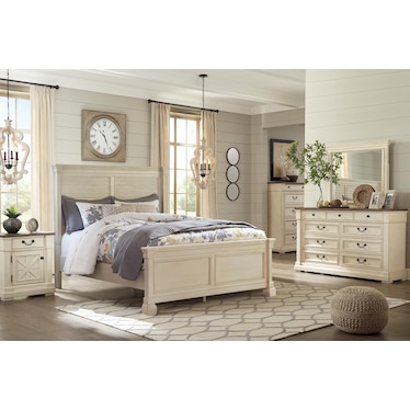 Bolanburg Queen Panel Bed with Louvered Headboard