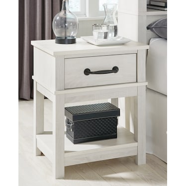 Dorrinson Nightstand