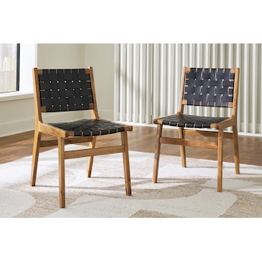 Fortmaine Dining Chair (Set of 2)