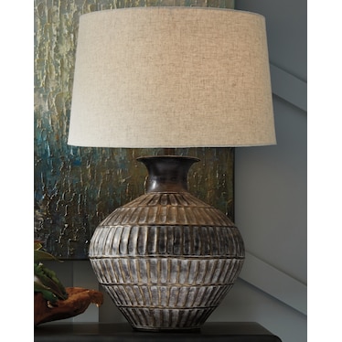 Magan Table Lamp