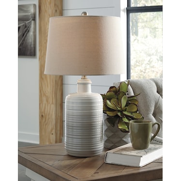 Marnina Table Lamp (Set of 2)