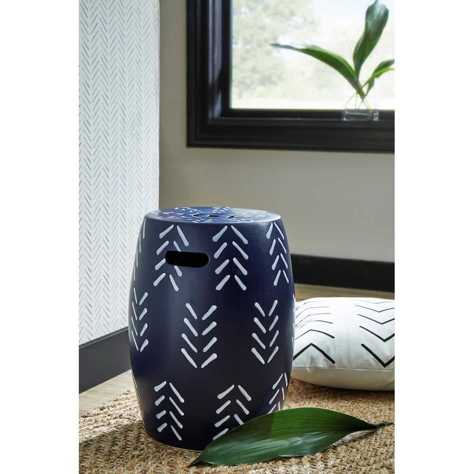 navy at wood accent piece a  