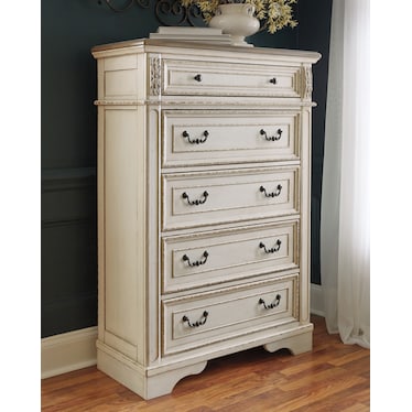 Realyn Chest of Drawers