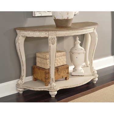 Realyn Sofa Table