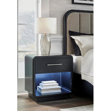 Rowanbeck Nightstand