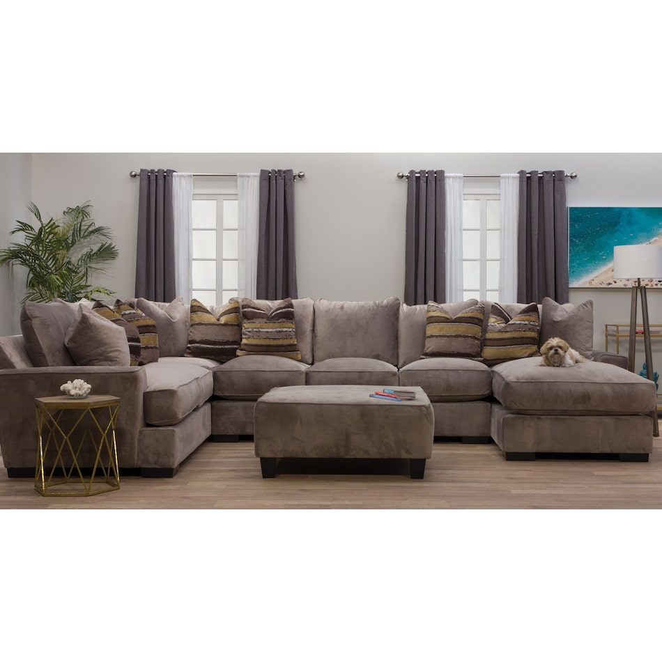 Serendipity 3 Piece Sectional Levin