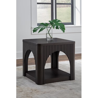 Yellink End Table